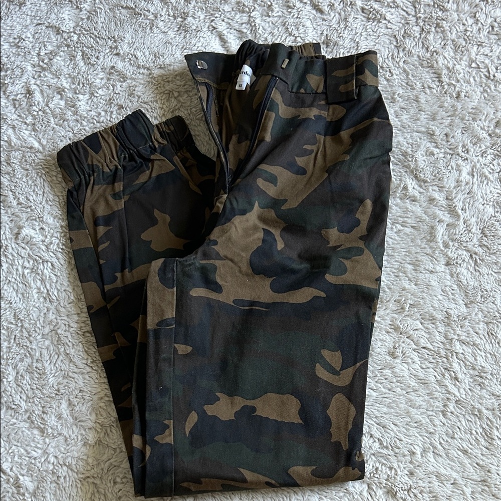 superdown Camouflage Cargo Pants